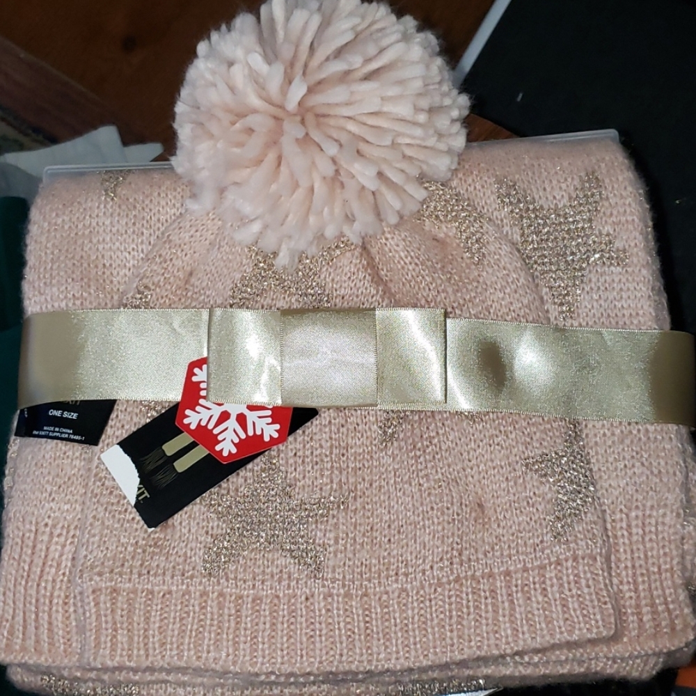 Mixit hat and scarf set (#466)